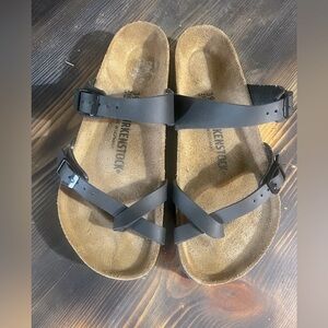 New no box very cool new style! Mayari
Birko-Flor